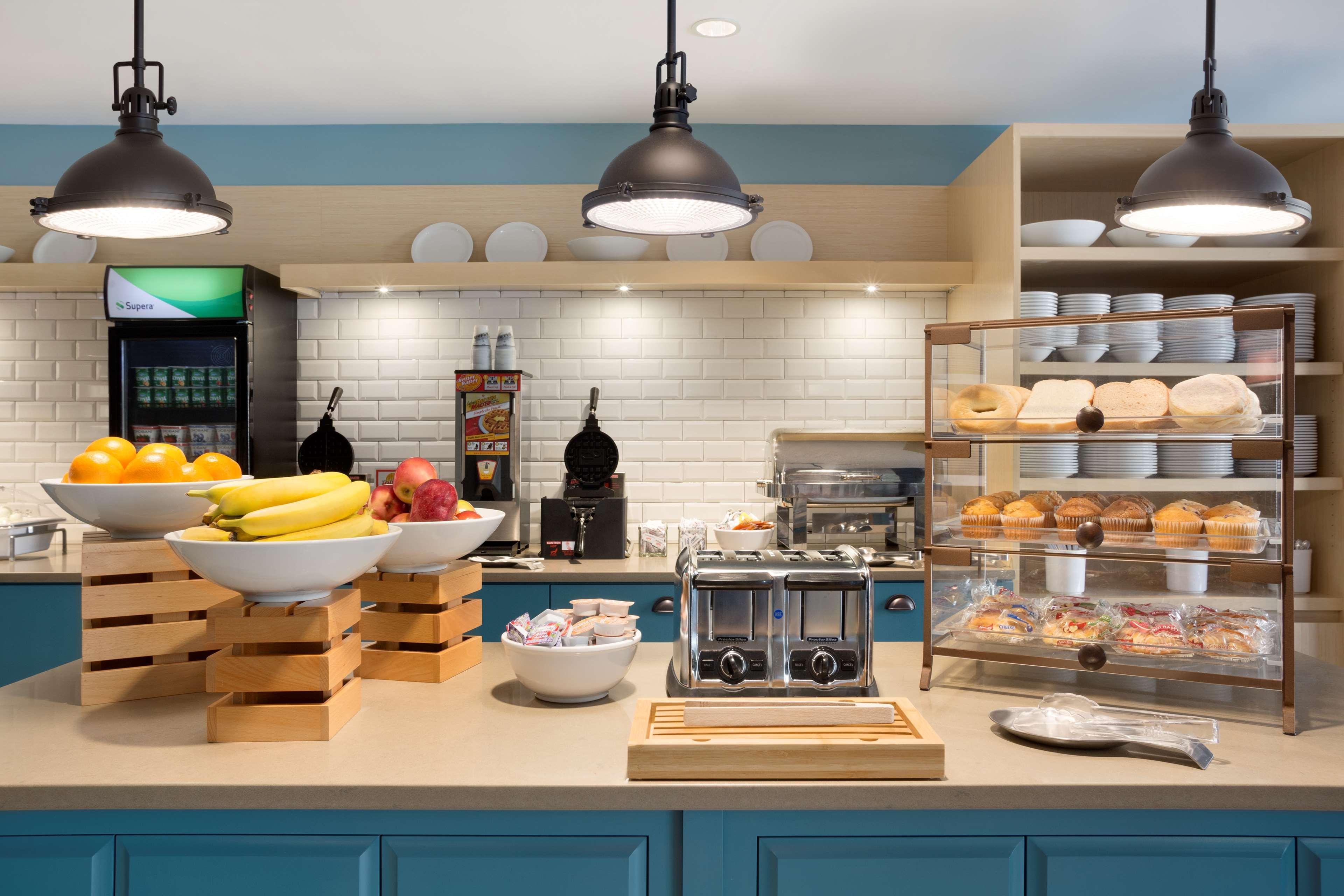 Country Inn & Suites By Radisson Asheville River Arts District Екстериор снимка