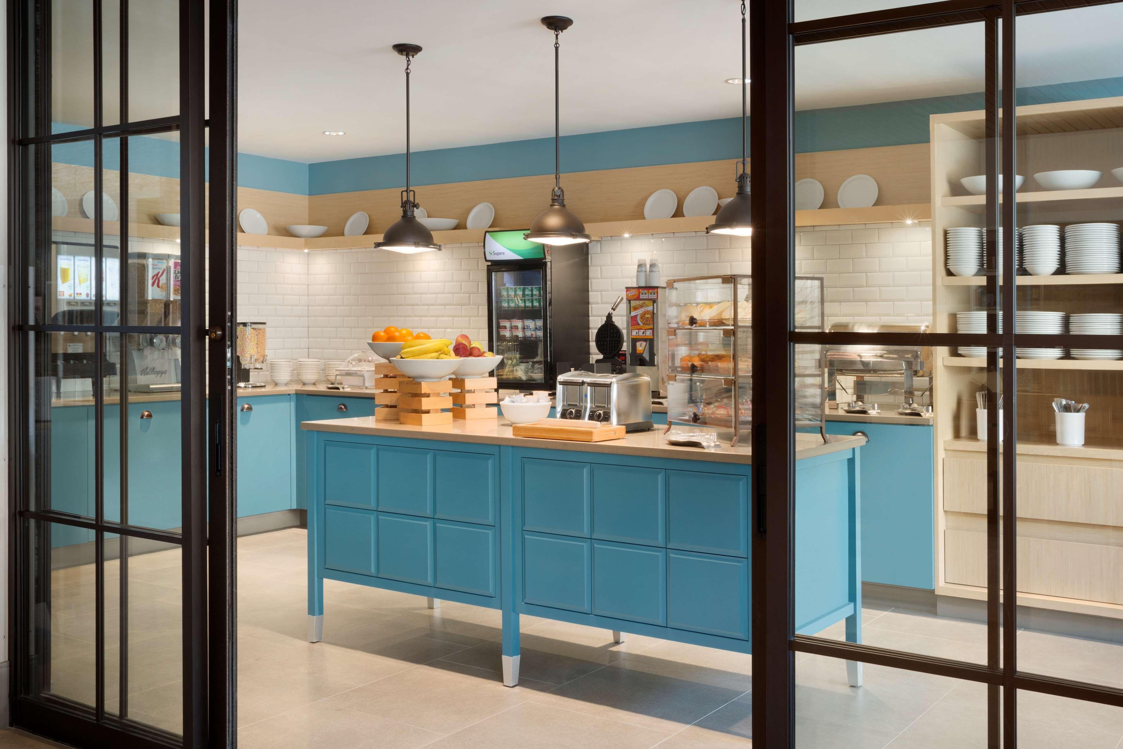 Country Inn & Suites By Radisson Asheville River Arts District Екстериор снимка